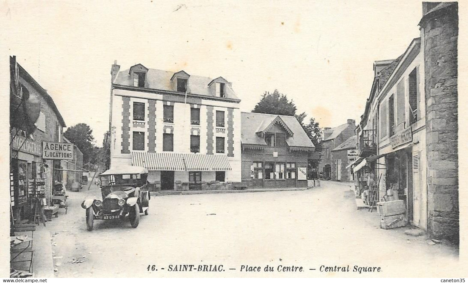 St Briac - Place Du Centre-1926 - Saint-Briac