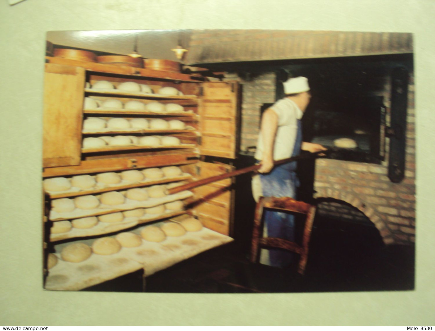 51315 - WILDERT - BAKKERSMOLEN ANNO 1981 - BROOD IN DE OVEN SCHIETEN - ZIE 2 FOTO'S - Essen