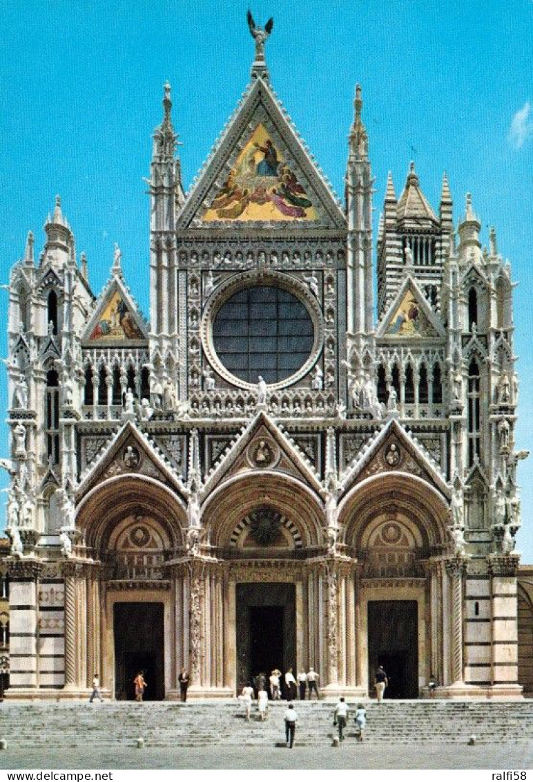 1 AK Italien * Der Dom In Siena - Eines Der Bedeutendsten Beispiele Der Gotischen Architektur In Italien - UNESCO Erbe * - Siena