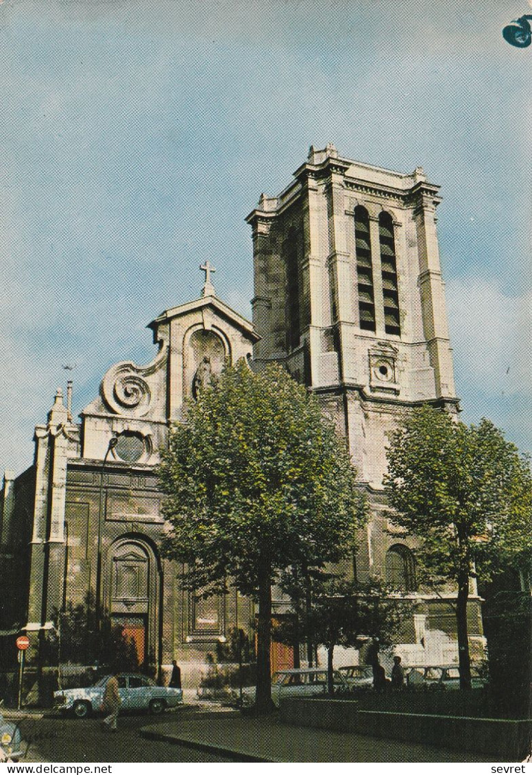 AUBERVILLIERS . - L'Eglise. CPM Pas Courante - Aubervilliers