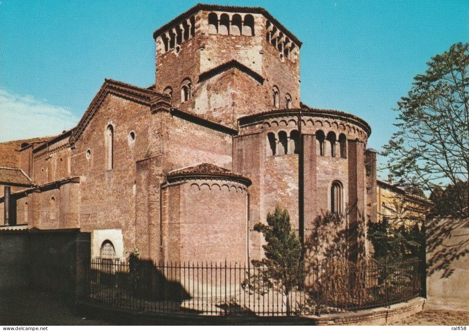 2 AK Italien Italy * Basilika Des Hl. Petrus In Ciel D'oro In Der Stadt Pavia Und D. Hochaltar Mit Grab Des Hl. Augustus - Pavia