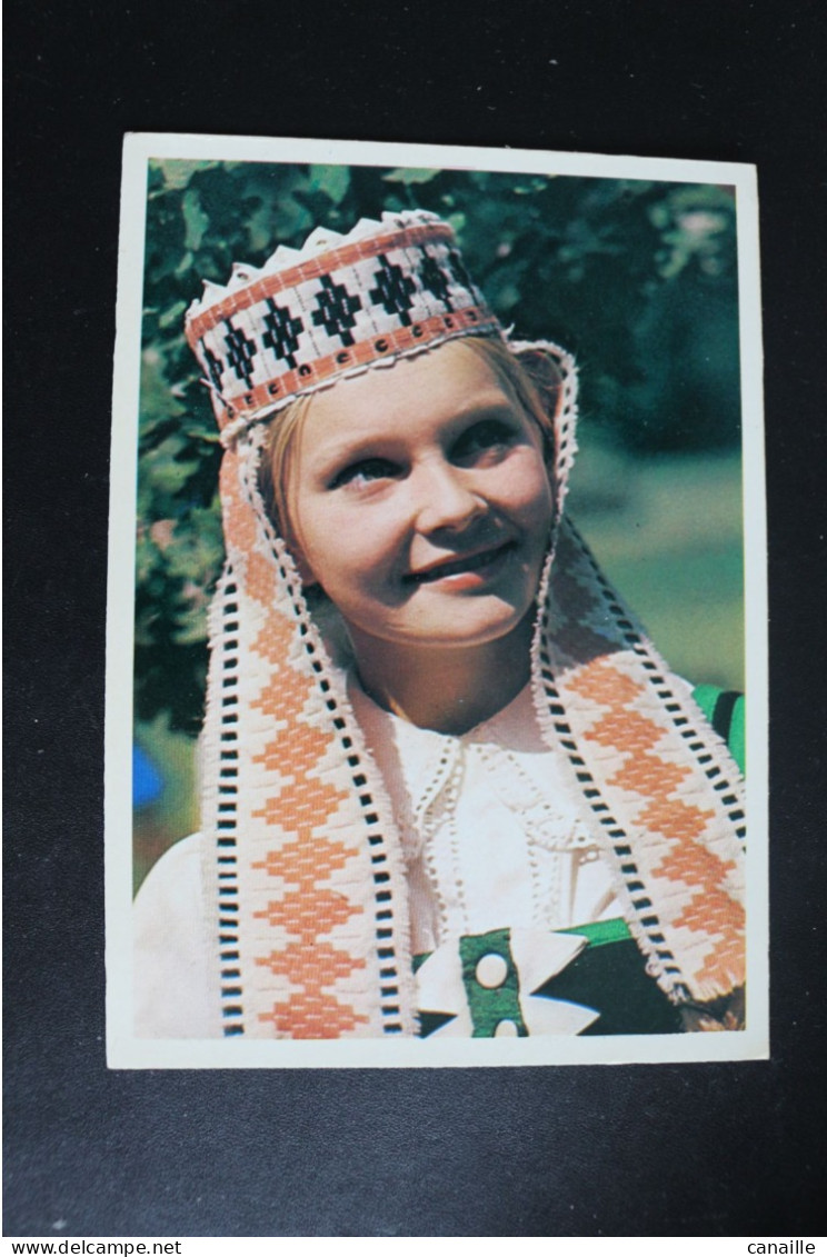 S-C 124 / Lithuanian Folk Dance - Folk Costum - Lituanie - Lituanian Folk Round Dance - La Ronde Folklorique Lituanienne - Lituanie