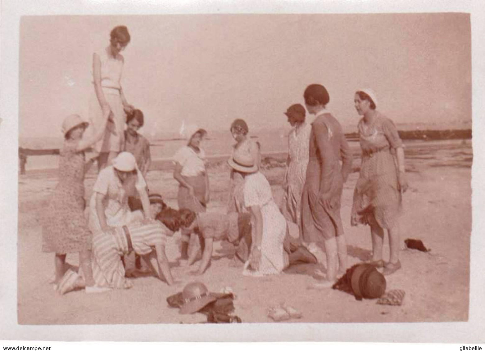 Photo Originale - 44 - PORNICHET -jeunes Femmes Du Pensionnat Des Ursulines De Beaugency A La Plage  - Aout 1932 - Places