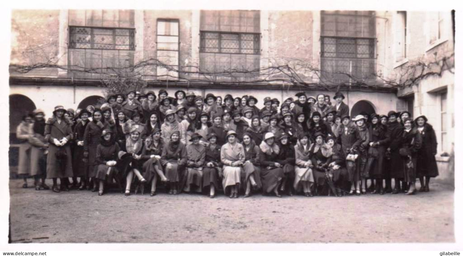 Photo Originale - 45 -  BEAUGENCY - Jeunes Femmes Du Pensionnat Des Ursulines -  Janvier 1934 - Geïdentificeerde Personen