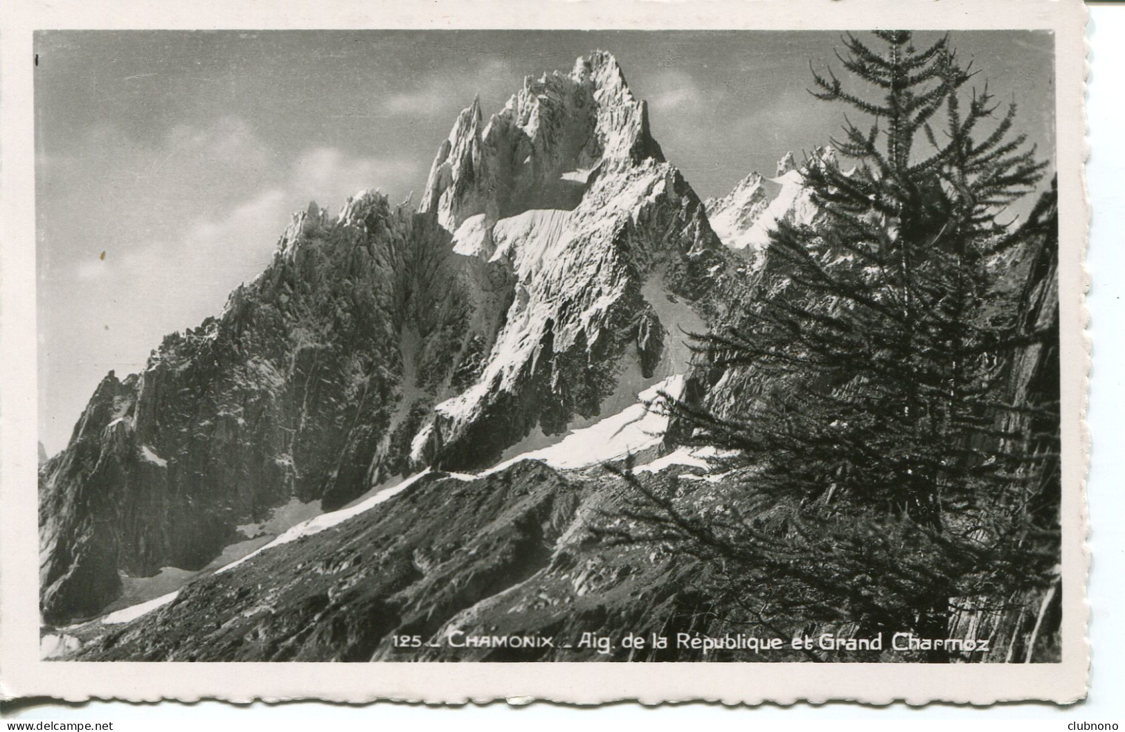 CPSM -  CHAMONIX - AIG. DE LA REPUBLIQUE ET GRAND CHARMOZ - Chamonix-Mont-Blanc