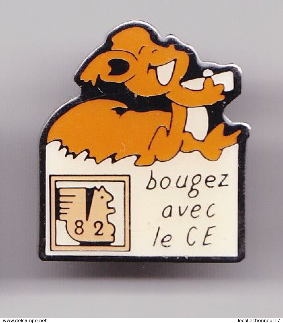 Pin's  Caisse D' Epargne Ecureuil 92 Bougez Avec Le CE Réf 7490JL - Bancos