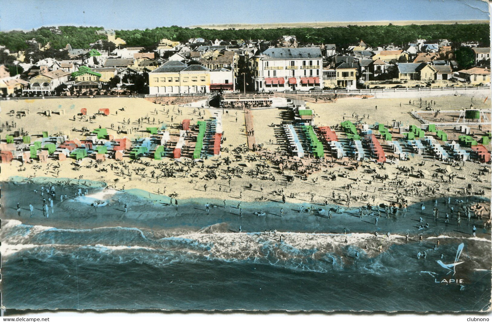 CPSM -SOULAC-SUR-MER -  LA PLAGE (VUE AERIENNE) - Soulac-sur-Mer