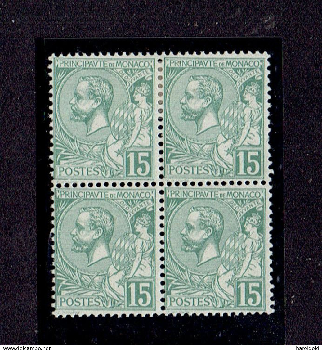 MONACO - N°44 - BLOC DE 4 - 2 TP ** - 2 TP * - TB - Unused Stamps