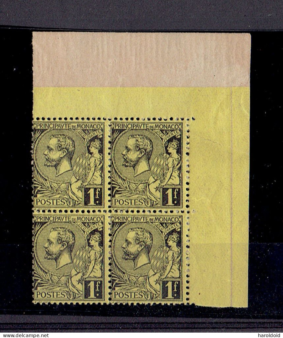 MONACO - N°20 ** - BLOC DE 4 - COIN DE FEUILLE - TTB - Unused Stamps