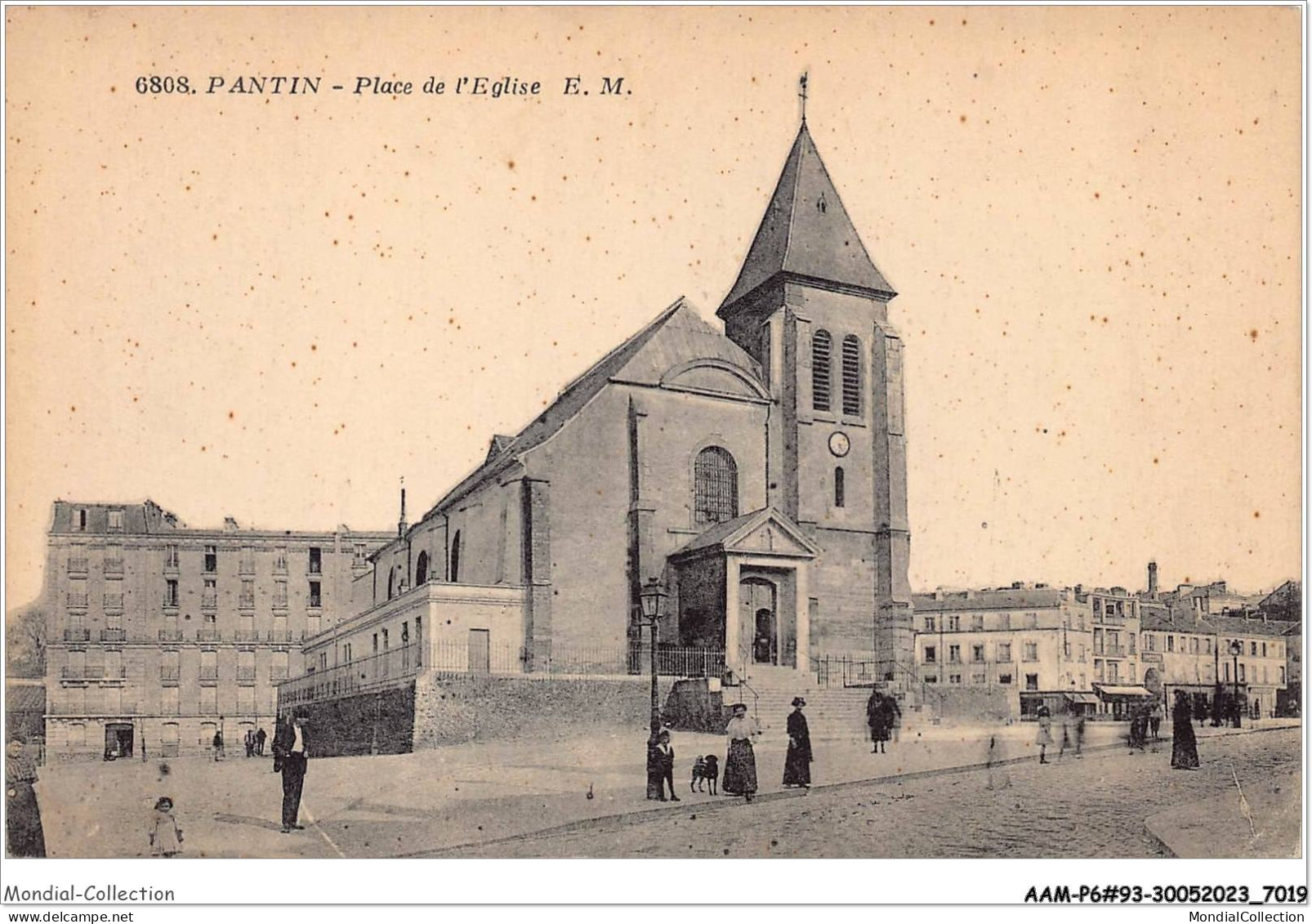 AAMP6-93-0512 - PANTIN - La Place De L'eglise - Pantin