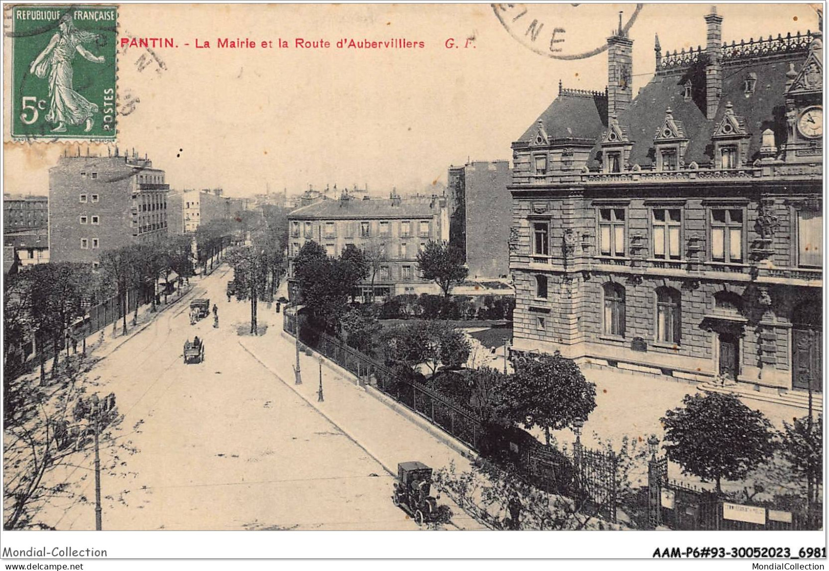 AAMP6-93-0493 - PANTIN - La Mairie Et La Route D'Aubervillers - Pantin