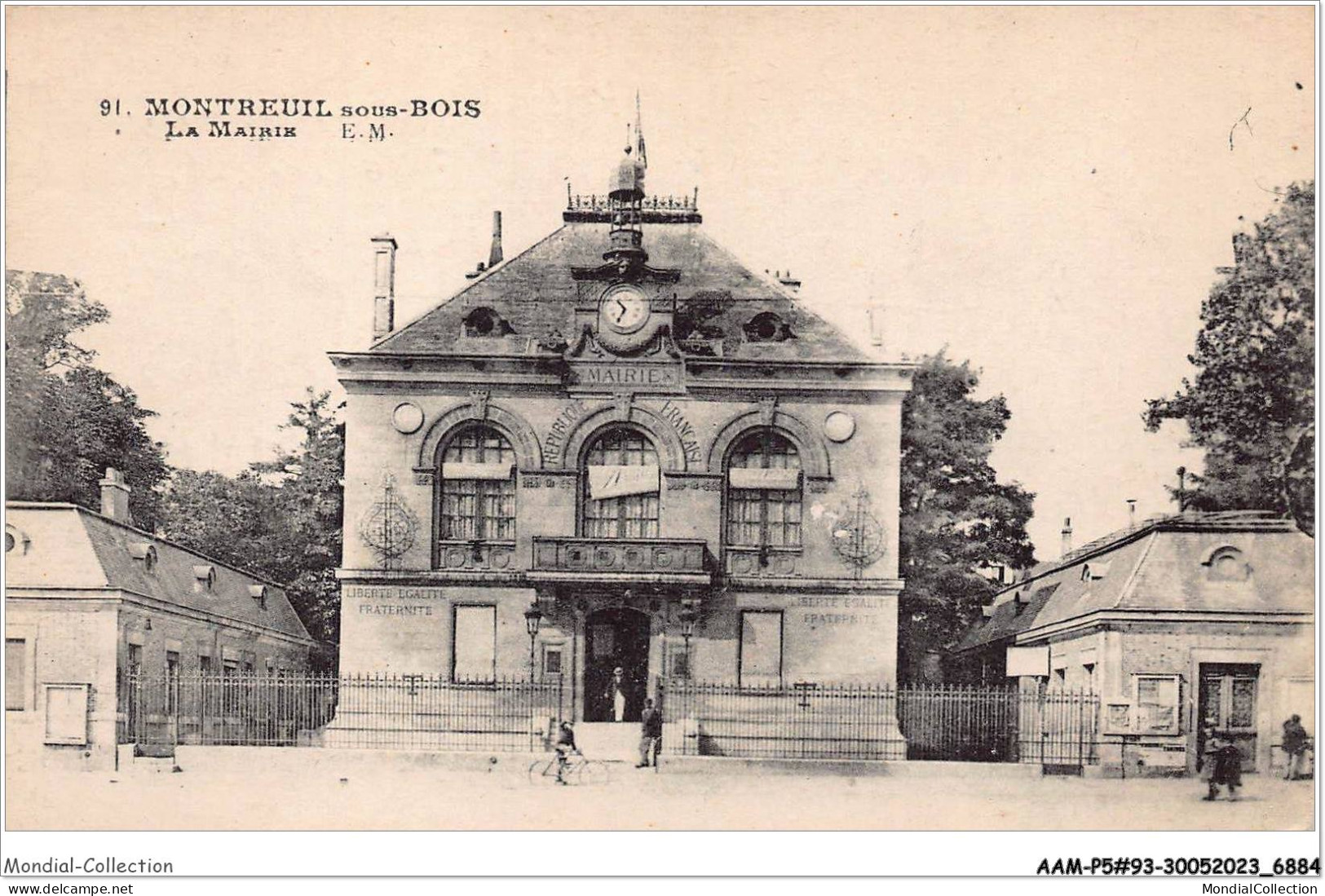 AAMP5-93-0443 - MONTREUIL-SOUS-BOIS - La Mairie - Montreuil