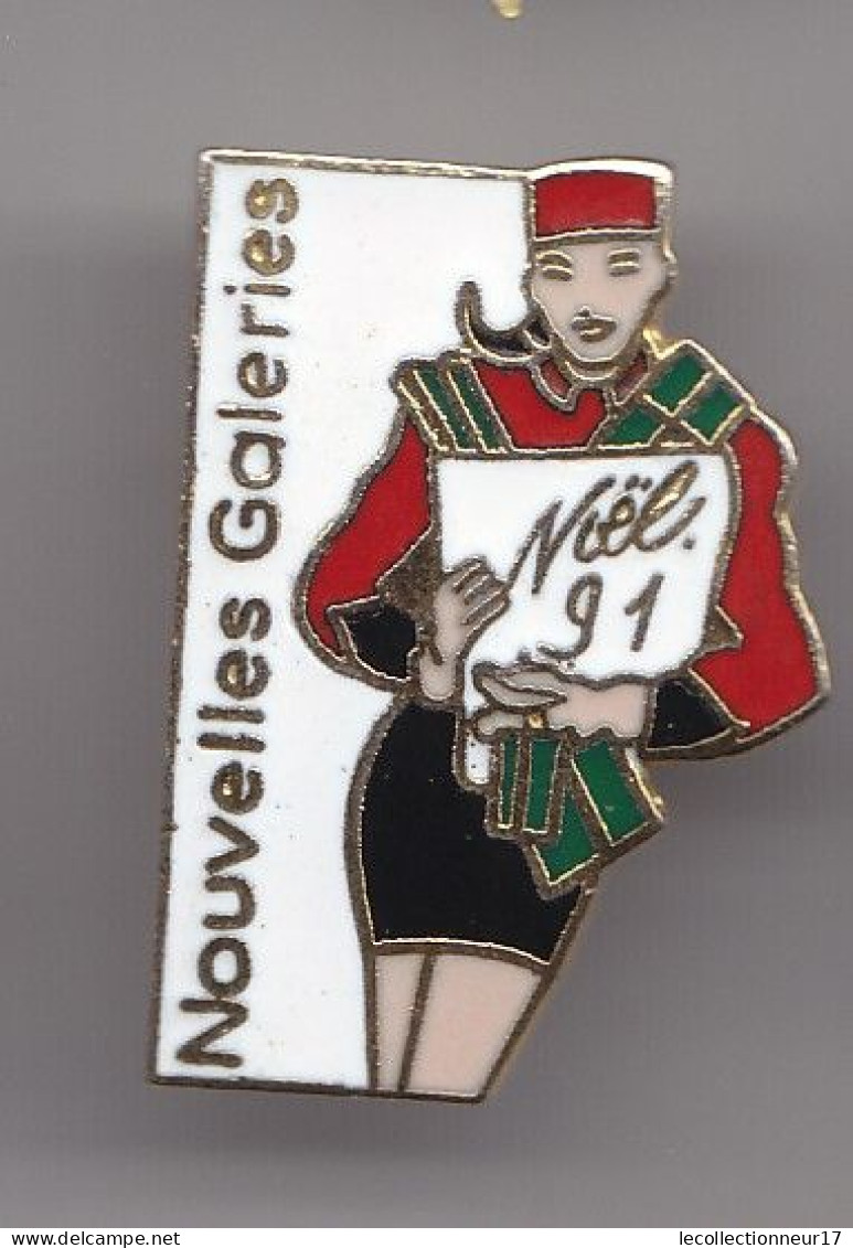 Pin's Magasins Nouvelles Galeries Noël 91 7968JL - Marques