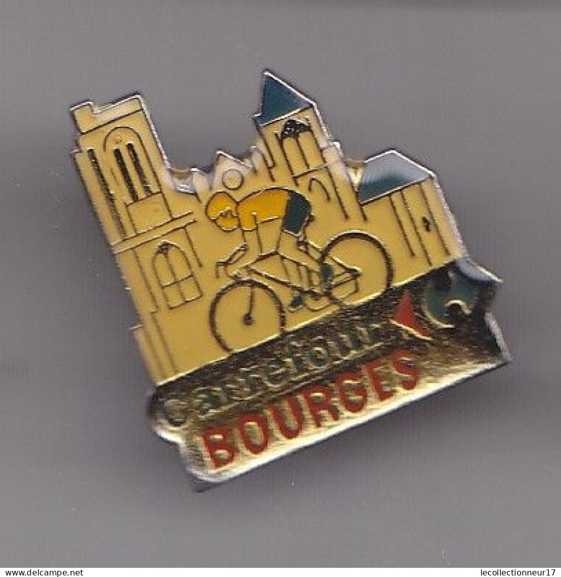 Pin's Vélo Cyclisme Carrefour Bourges Réf 7596JL - Ciclismo