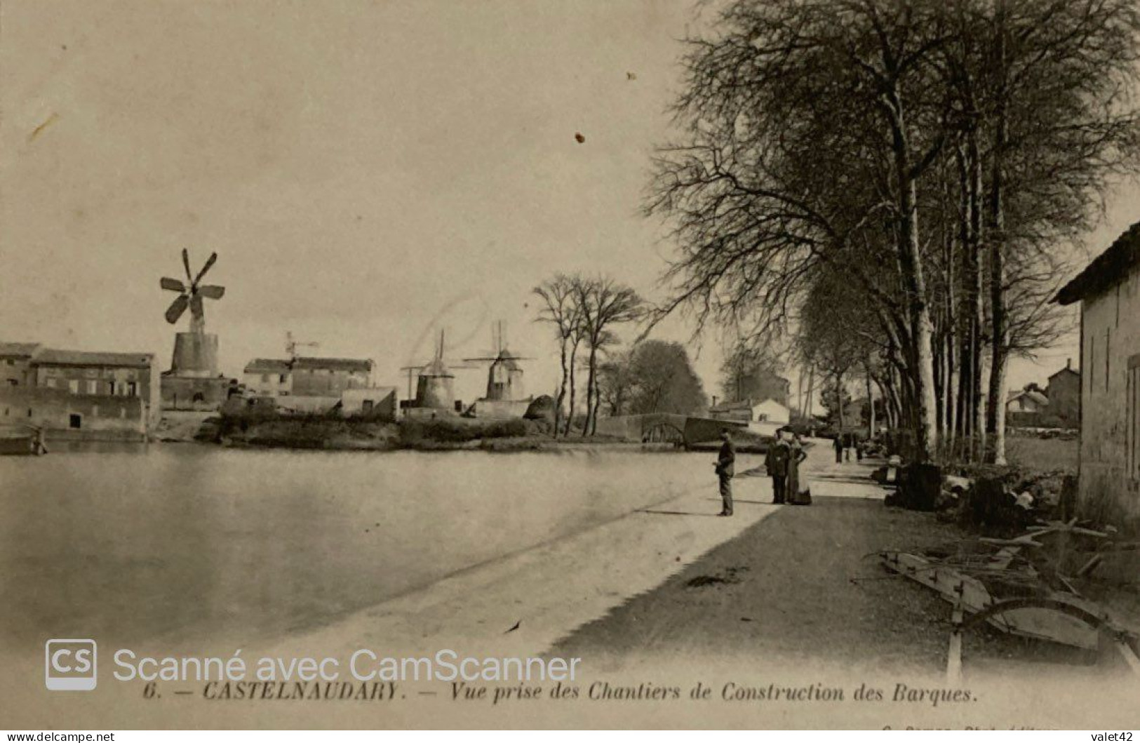 11 CASTELNAUDARY VUE PRISE DES CHANTIERS DE CONSTRUCTION DES BARQUES - Castelnaudary