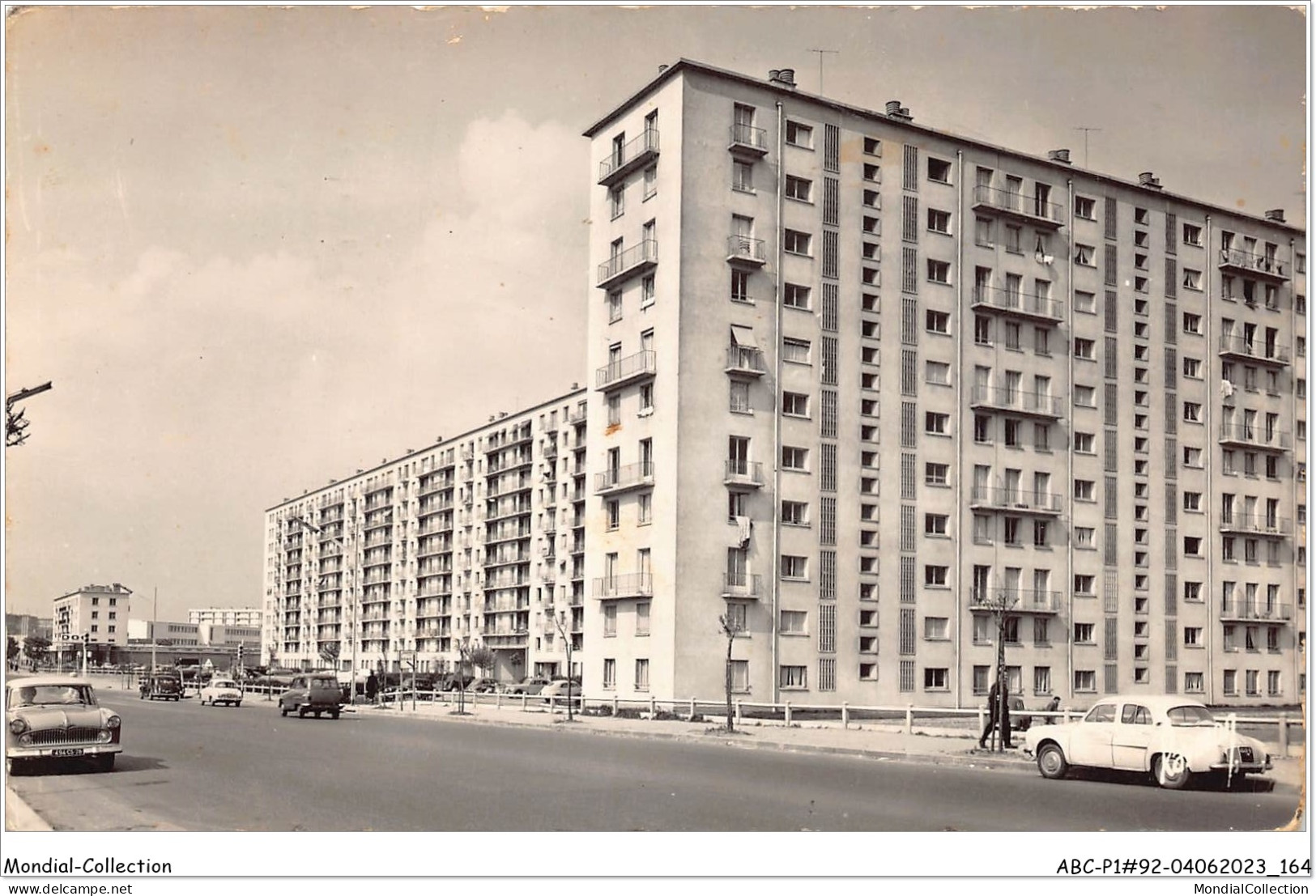 ABCP1-92-0083 - BAGNEUX - L'Avenue - Barbusse - Bagneux