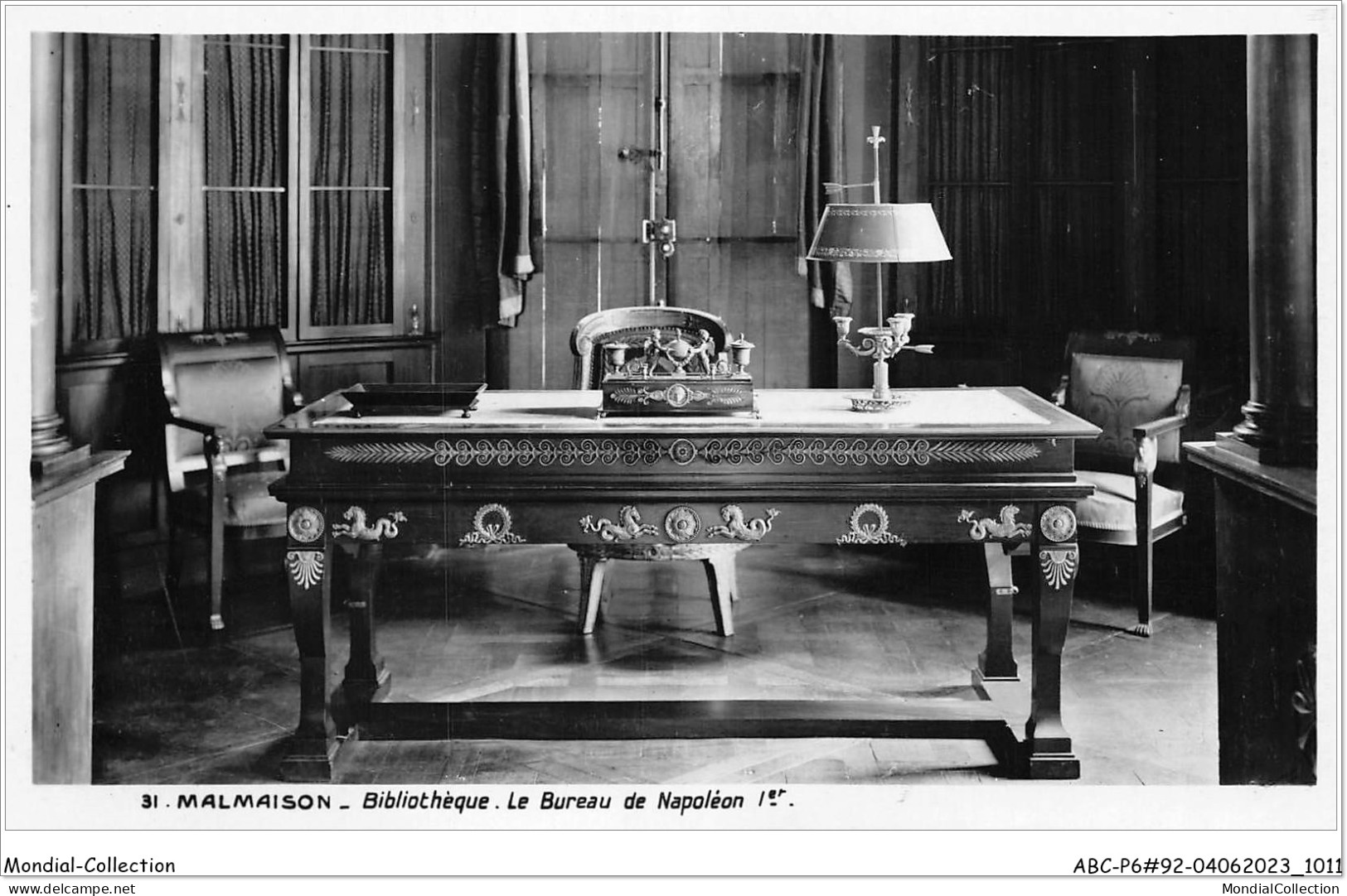 ABCP6-92-0483 - MALMAISON - Bibliothèque  - Le Bureau De Napoléon Ier - Chateau De La Malmaison