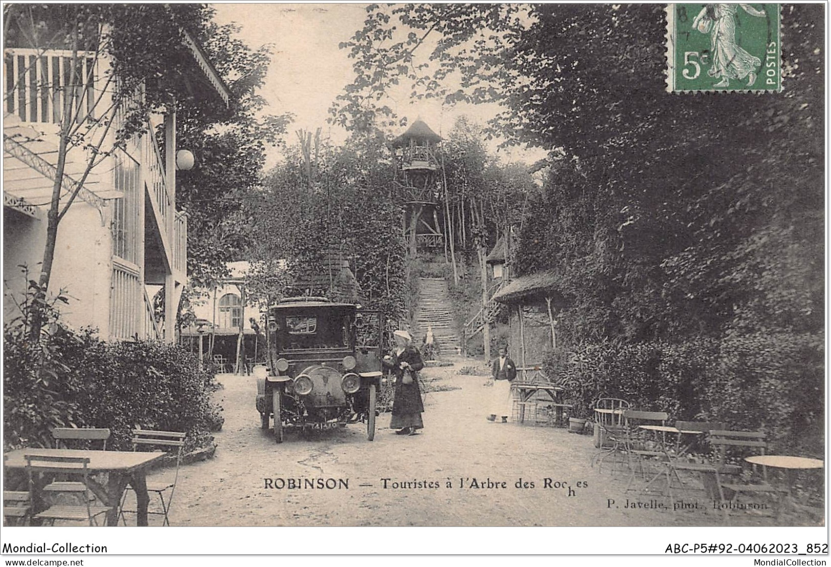 ABCP5-92-0403 - ROBINSON - Touristes à L'Arbre Des Roches - Le Plessis Robinson