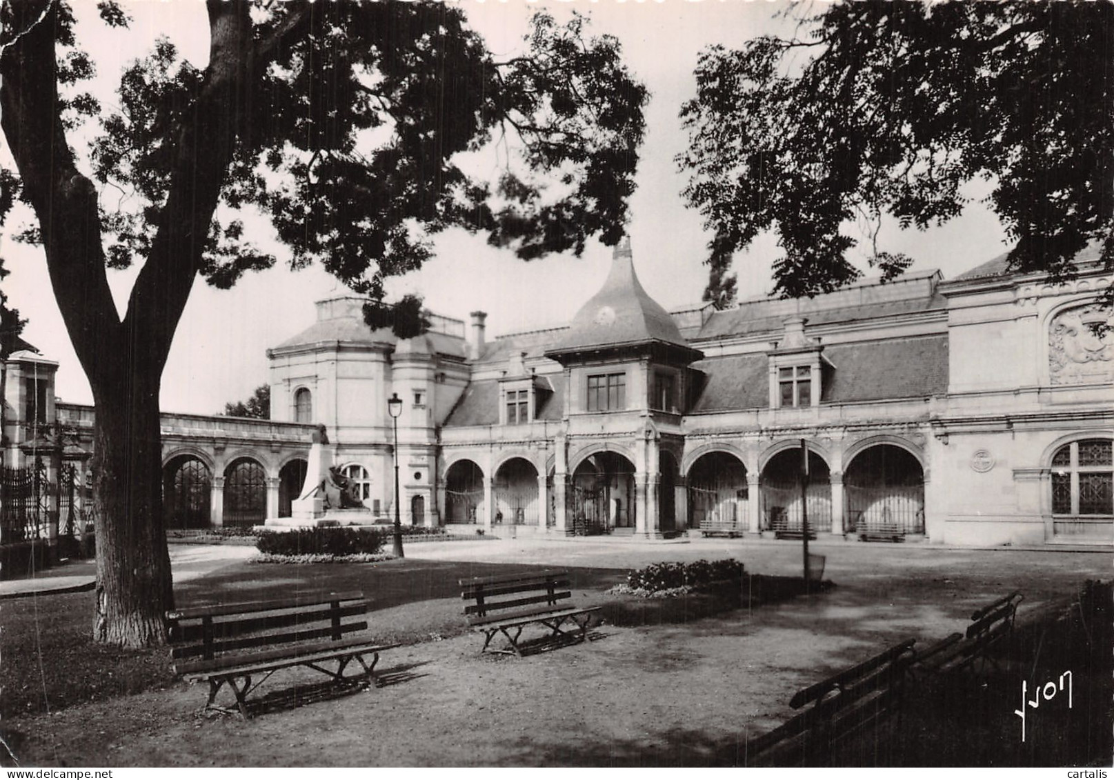 03-MOULINS-N° 4411-D/0219 - Moulins