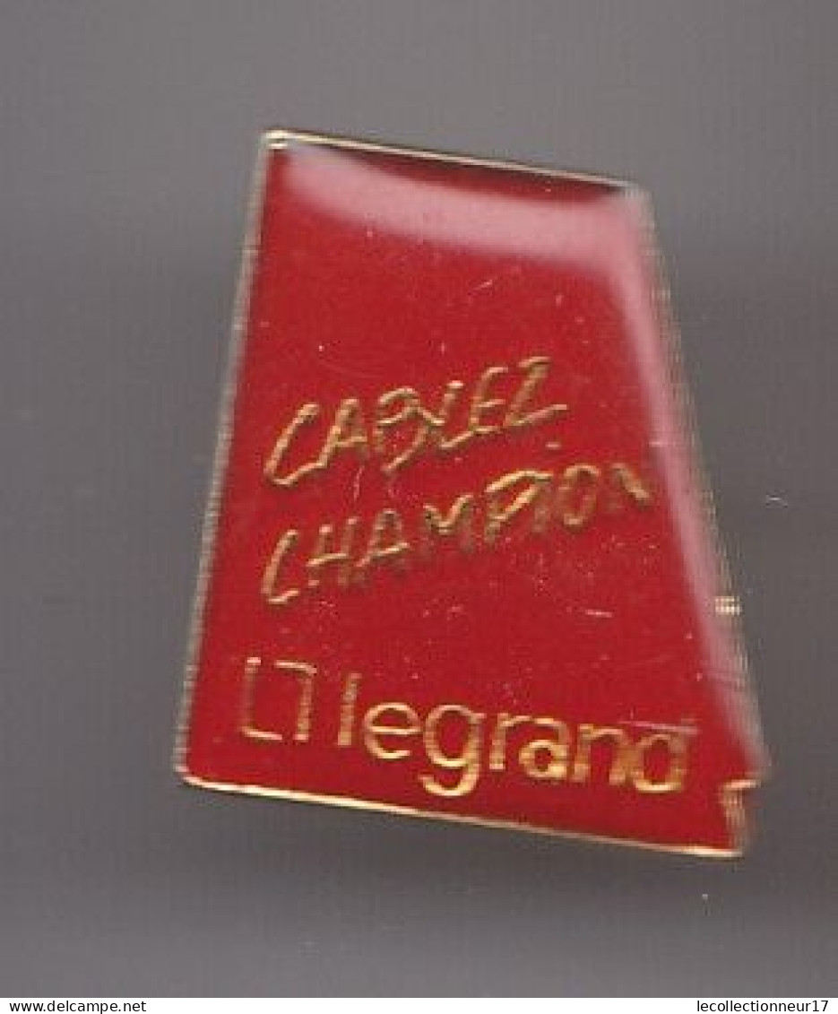 Pin's Cablez Champion Legrand Electricité Réf 7925JL - Marques