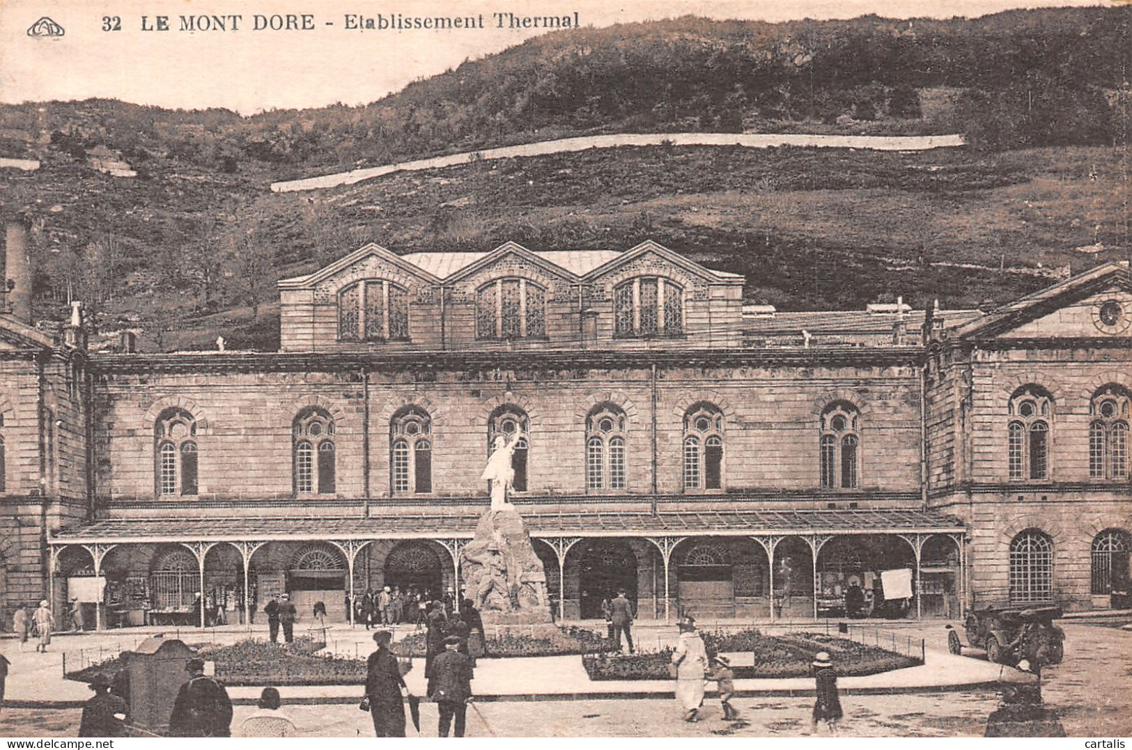 63-LE MONT DORE-N° 4412-E/0071 - Le Mont Dore