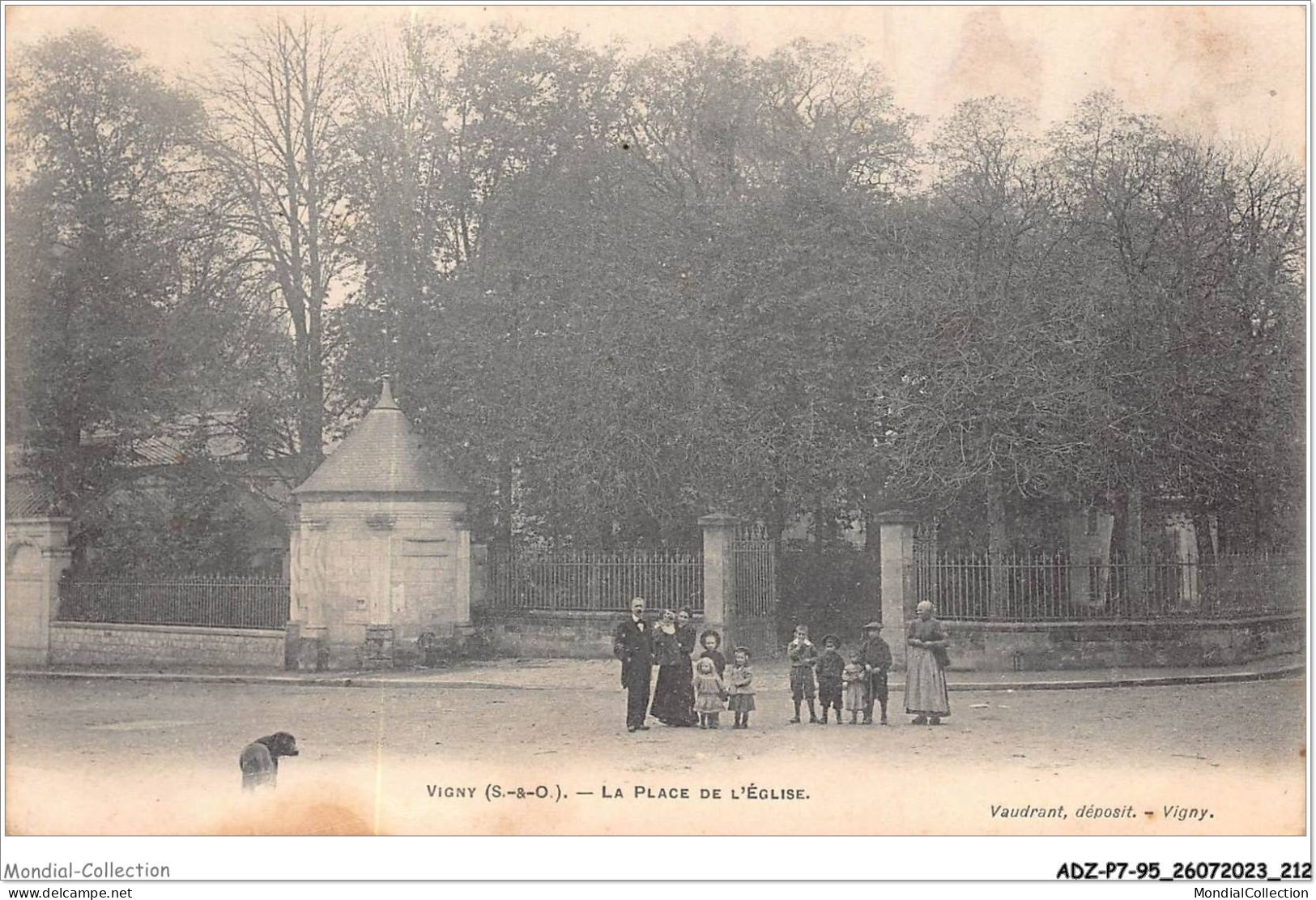 ADZP7-95-0548 - VIGNY - La Place De L'église - Vigny