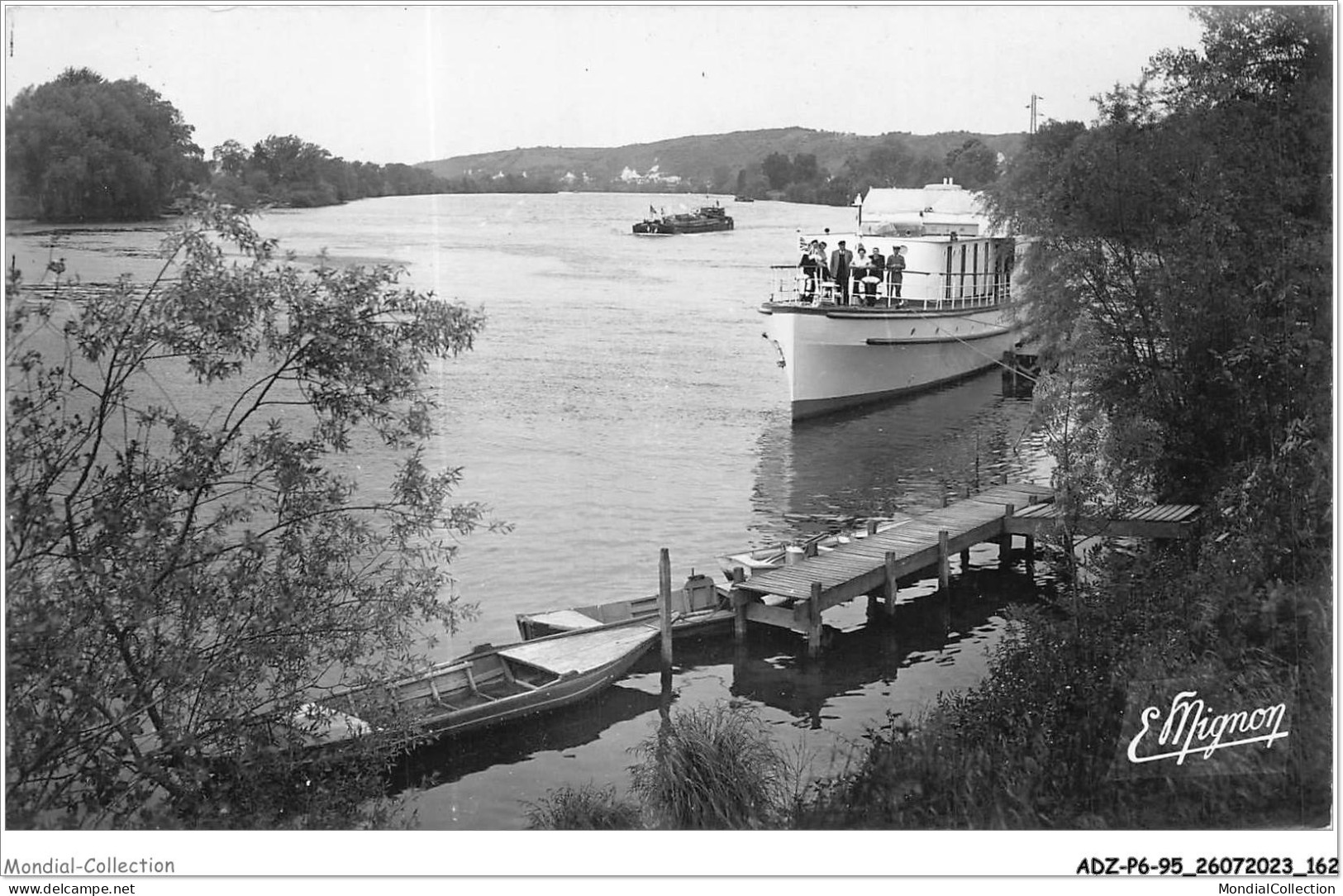 ADZP6-95-0523 - LA ROCHE-GUYON - Les Bords De La Seine - Le Yacht - Lady Constance à Quai - La Roche Guyon