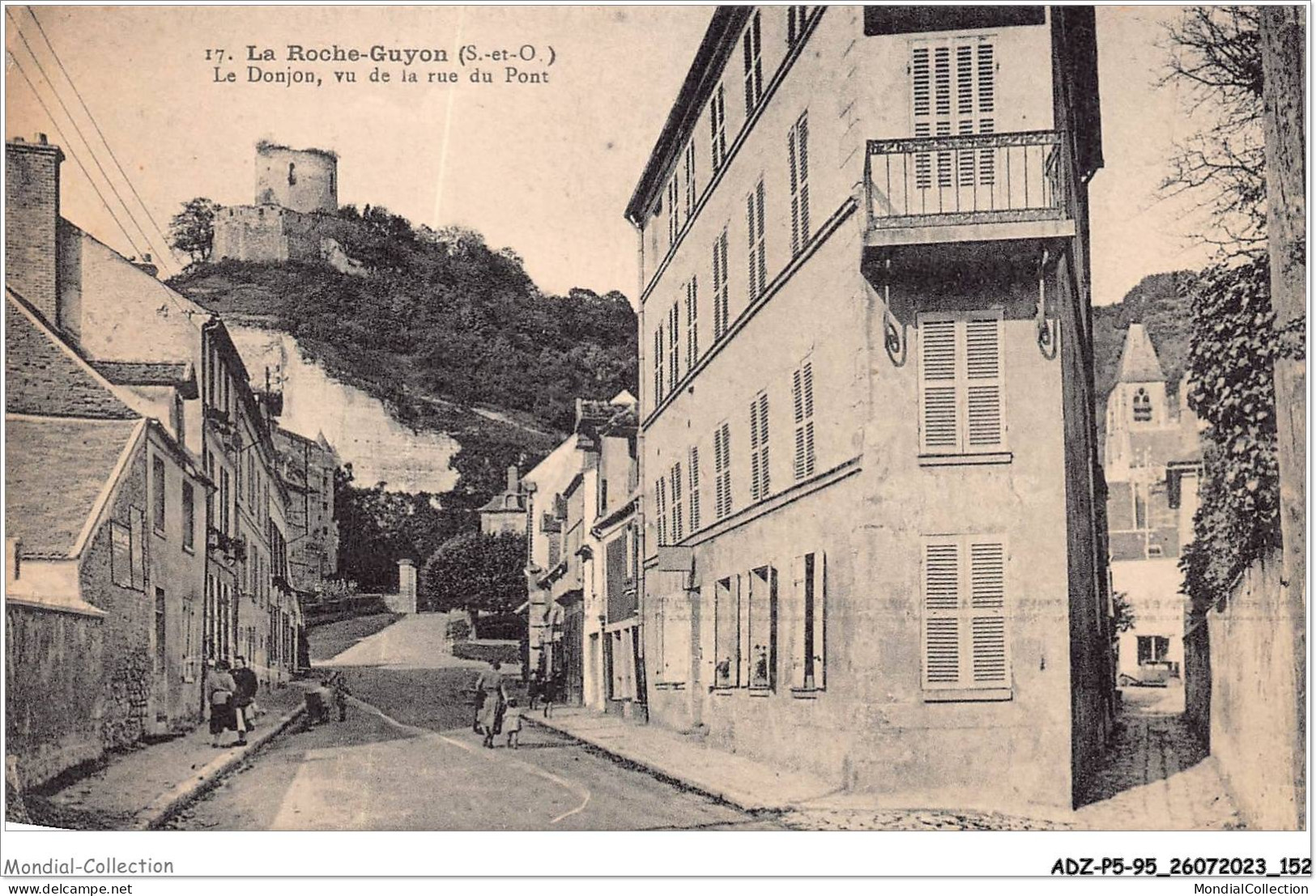 ADZP5-95-0432 - LA ROCHE-GUYON - Le Donjon - Vu De La Rue Du Pont - La Roche Guyon