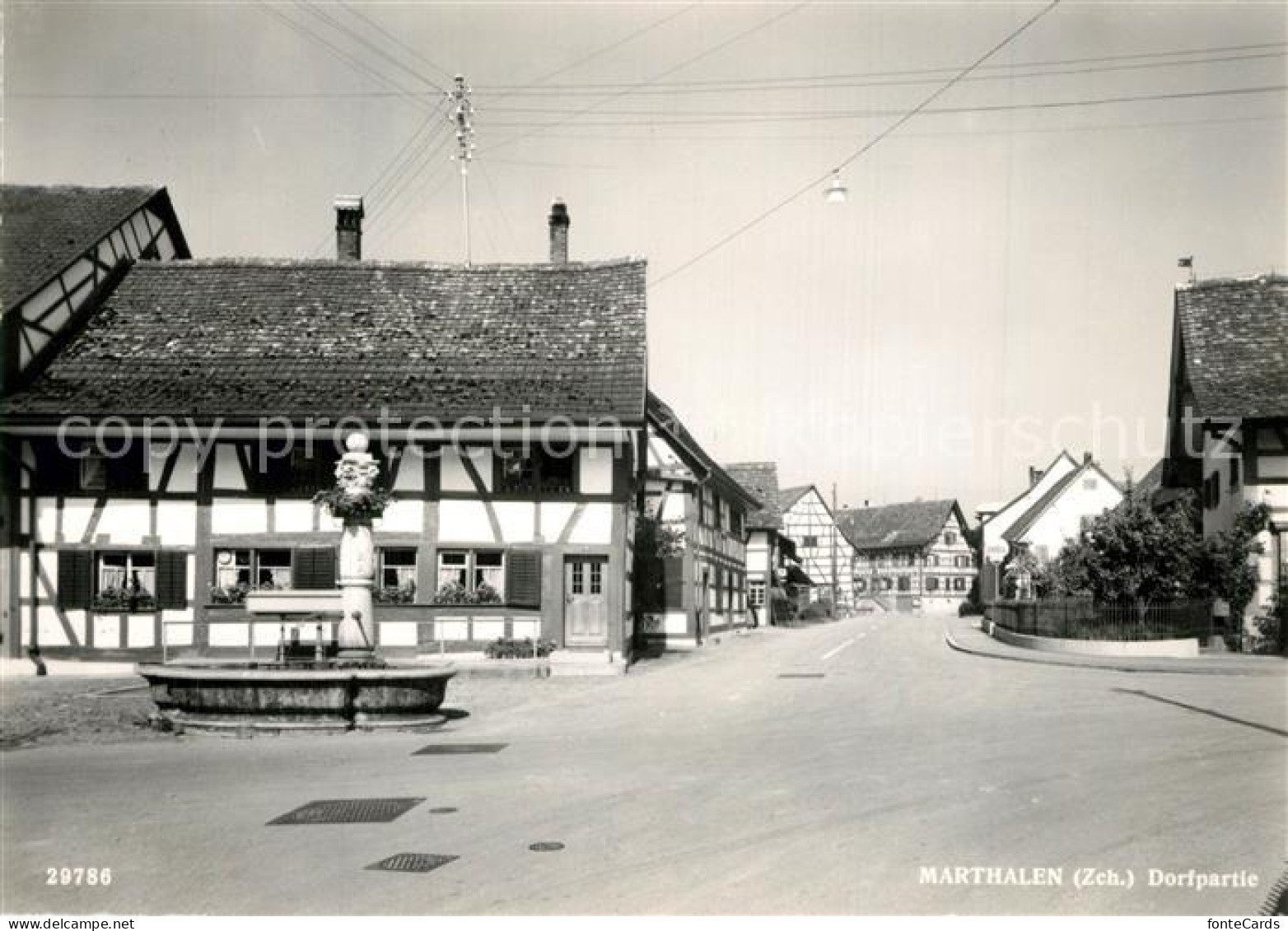 13611958 Marthalen Hauptstrasse Brunnen Fachwerkhaeuser Marthalen - Autres & Non Classés