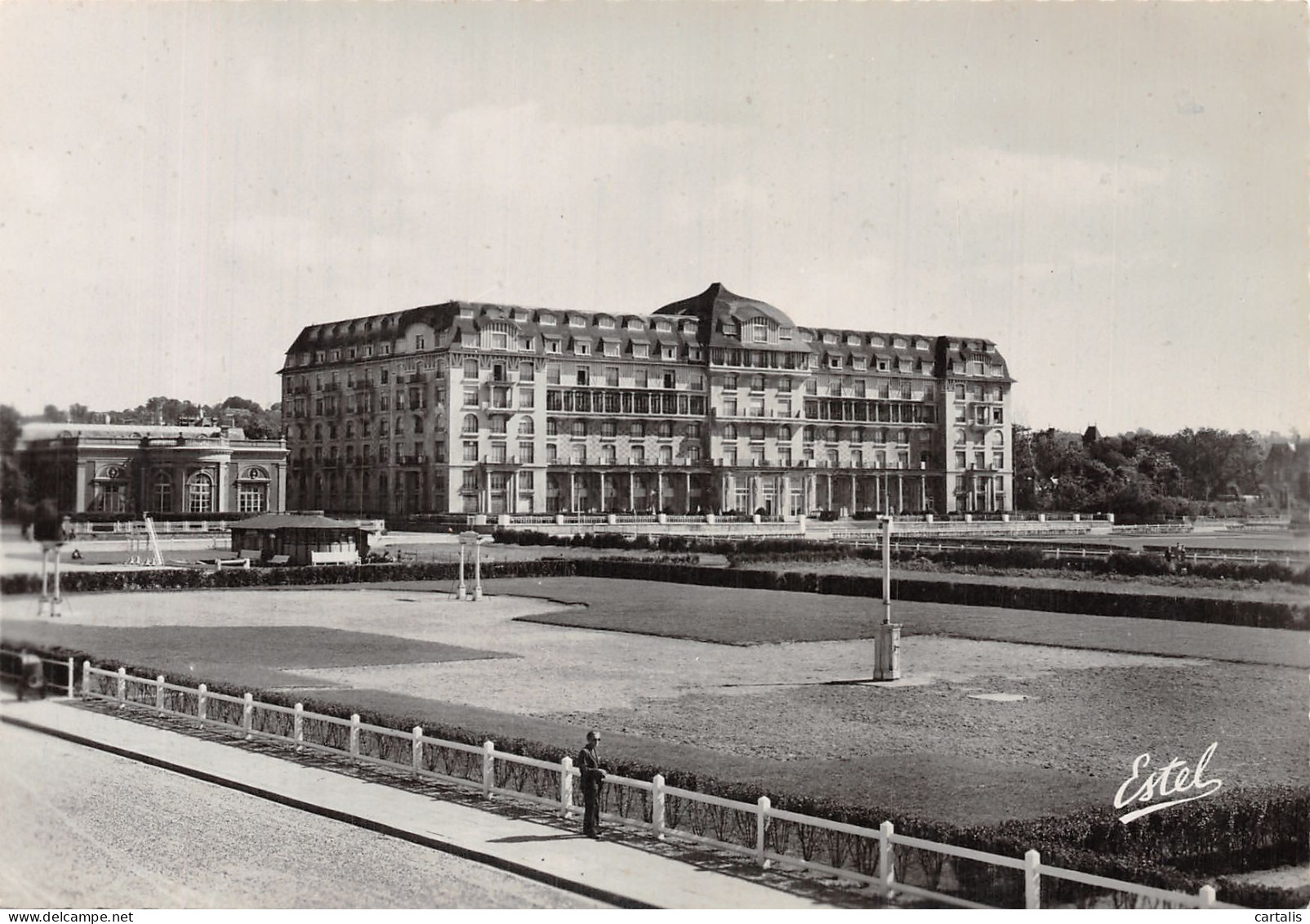 14-DEAUVILLE-N° 4417-C/0051 - Deauville