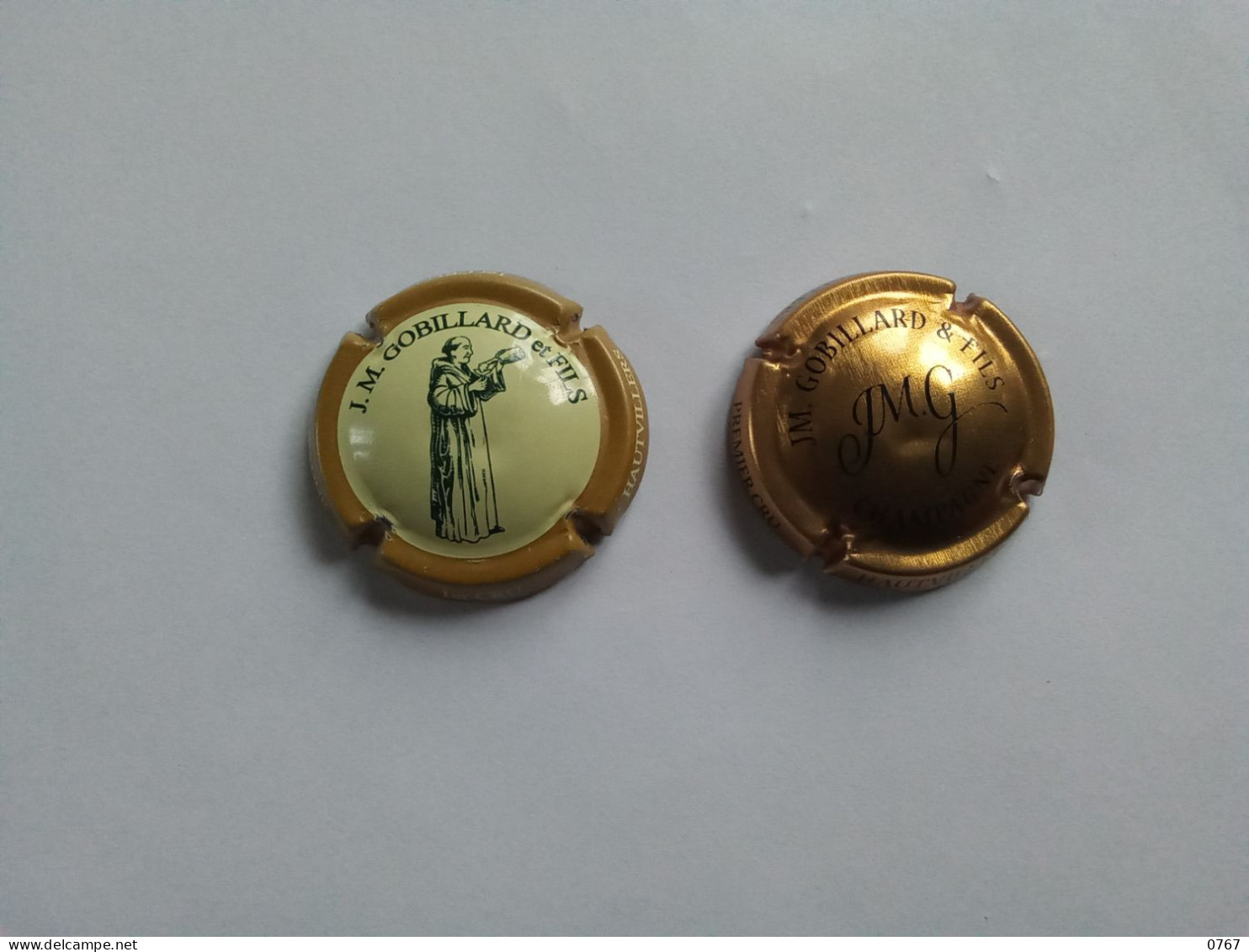 Lot De 2 Capsules Muselets Champagne Gobillard Et Fils Différentes  ( Bazarcollect28 ) - Sonstige & Ohne Zuordnung