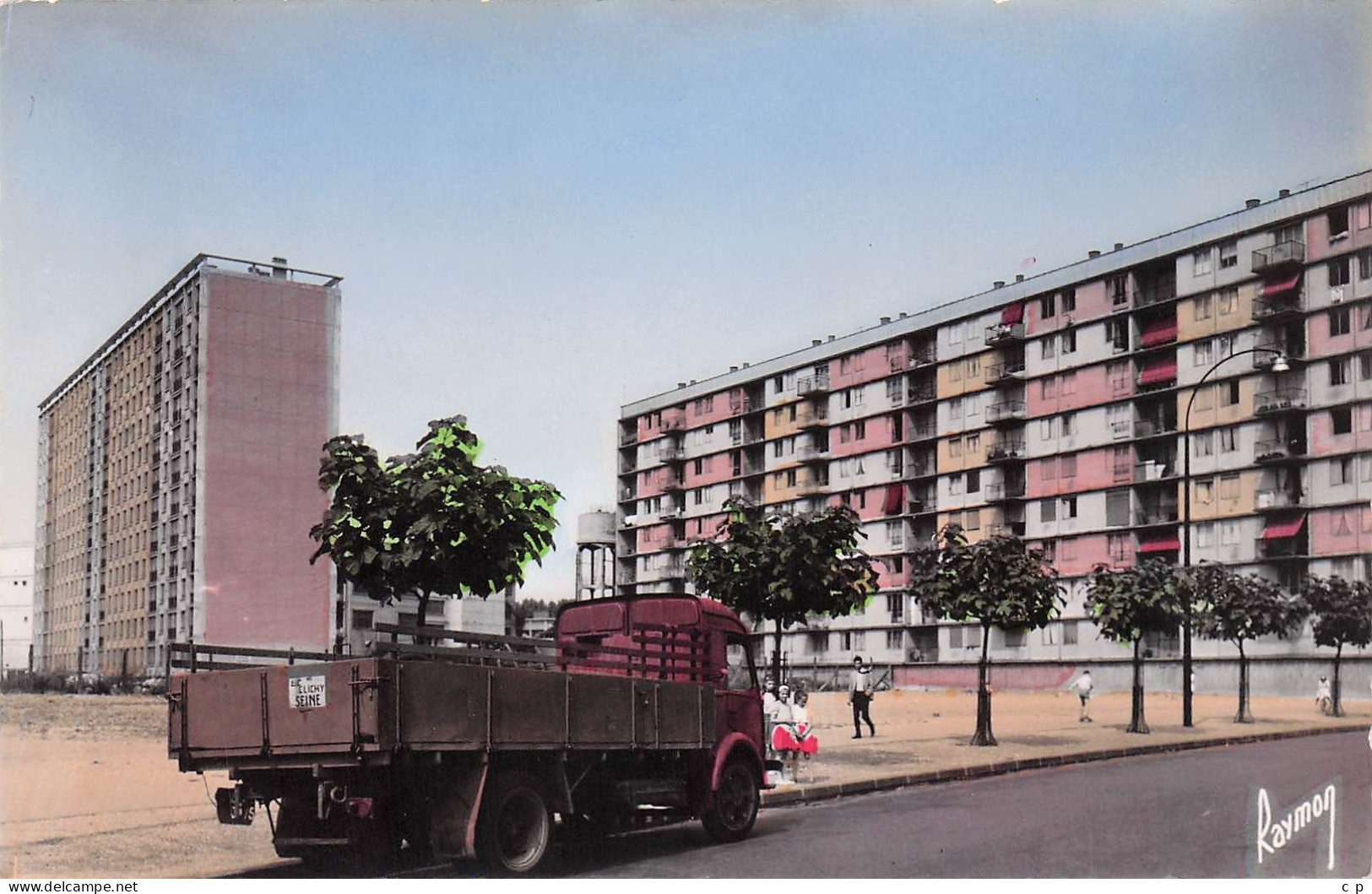 Clichy - Cite - Nouveaux Immeubles - Rue Leon Blum  - Camion -  CPSM °J - Clichy