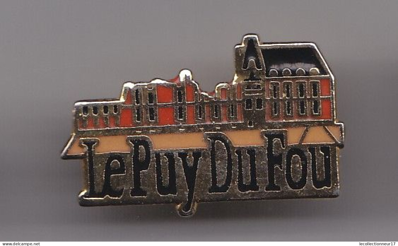 Pin's Le Puy Du Fou Réf 7708JL - Steden