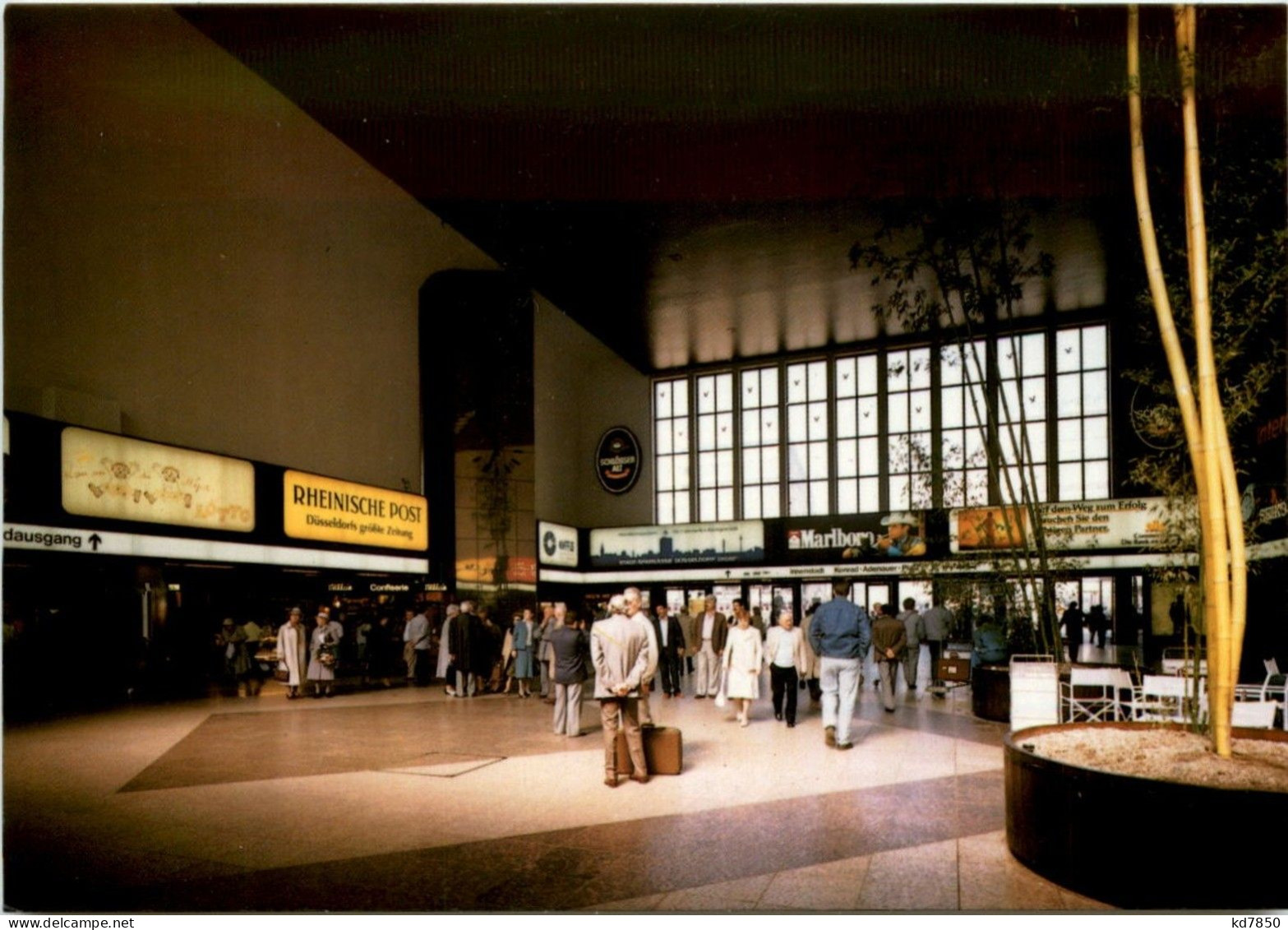 Düsseldorf - Innenansicht Hauptbahnhof - Duesseldorf