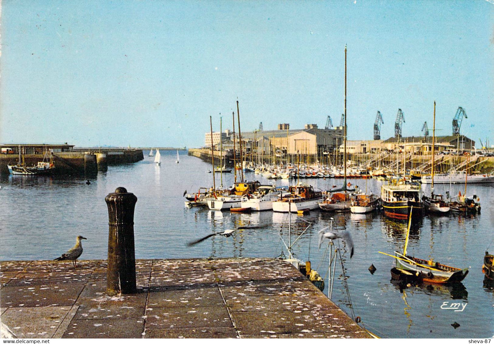 50 - Cherbourg - L'avant Port - La Station De Yachting - La Gare Maritime - Cherbourg