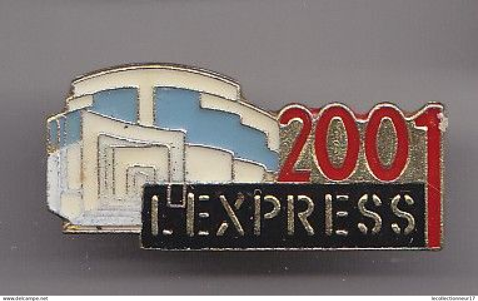 Pin's Médias L' Express 2001 Réf 7556JL - Medios De Comunicación