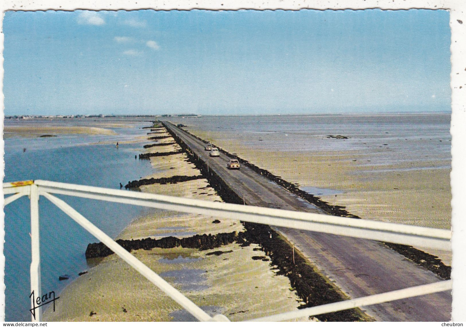 85. ÎLE DE NOIRMOUTIER. CPSM. PASSAGE DU GOIS . VUE PRISE DE LA BALISE REFUGE - Ile De Noirmoutier