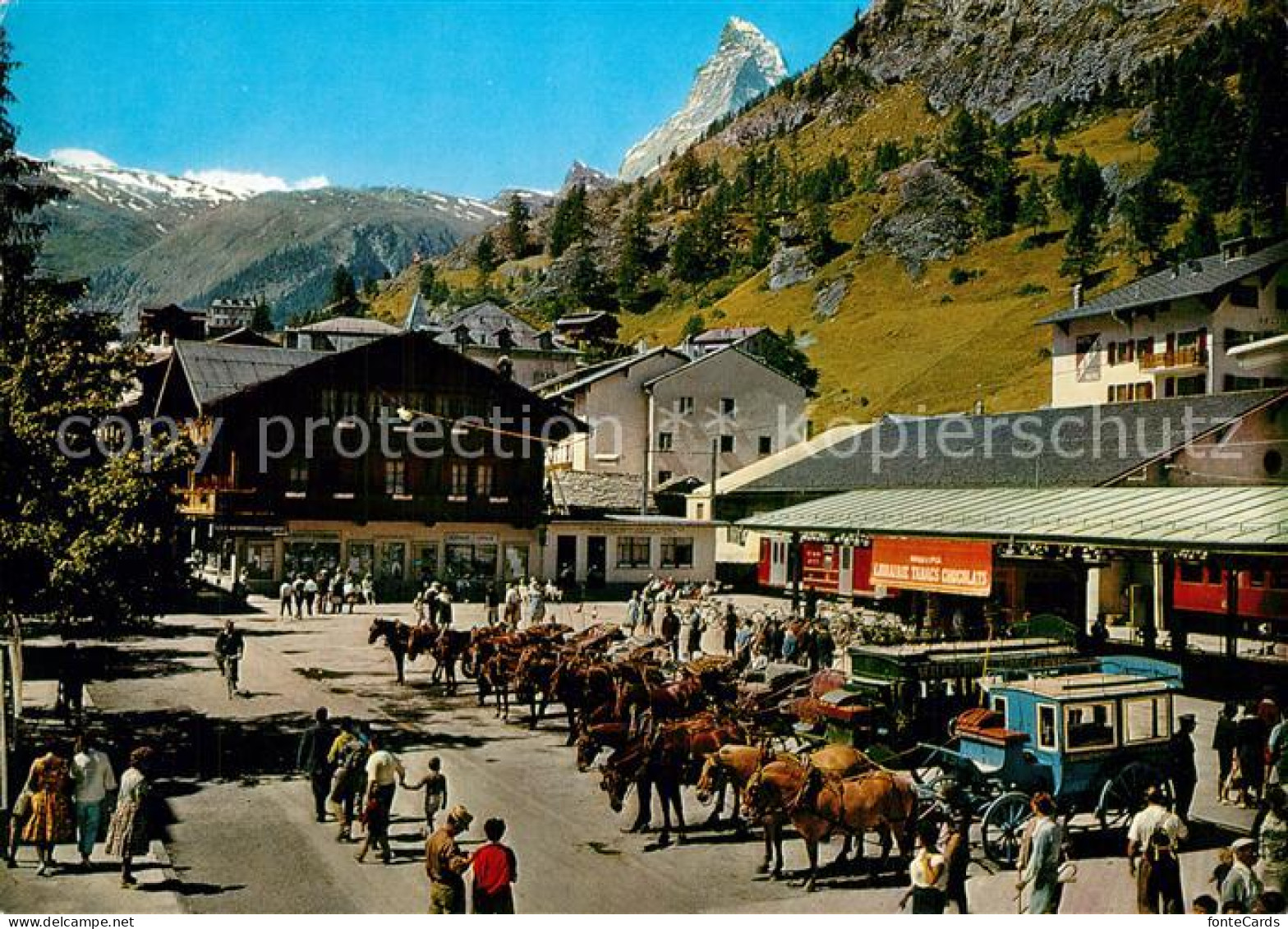 13592381 Zermatt VS Bahnhofsplatz Mit Matterhon Walliser Alpen Zermatt VS - Other & Unclassified