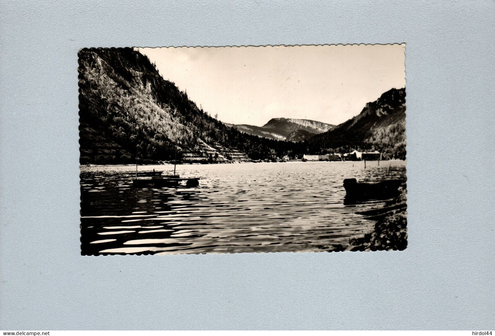 Nantua (01) : Le Lac Sylans - Nantua