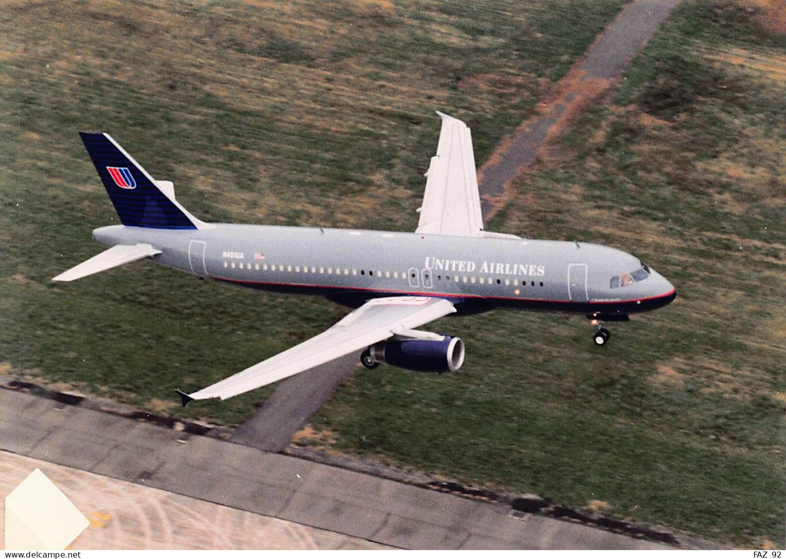 Airbus A320 - United Airlines - +/- 180 X 130 Mm. - Photo De Presse - Aviación