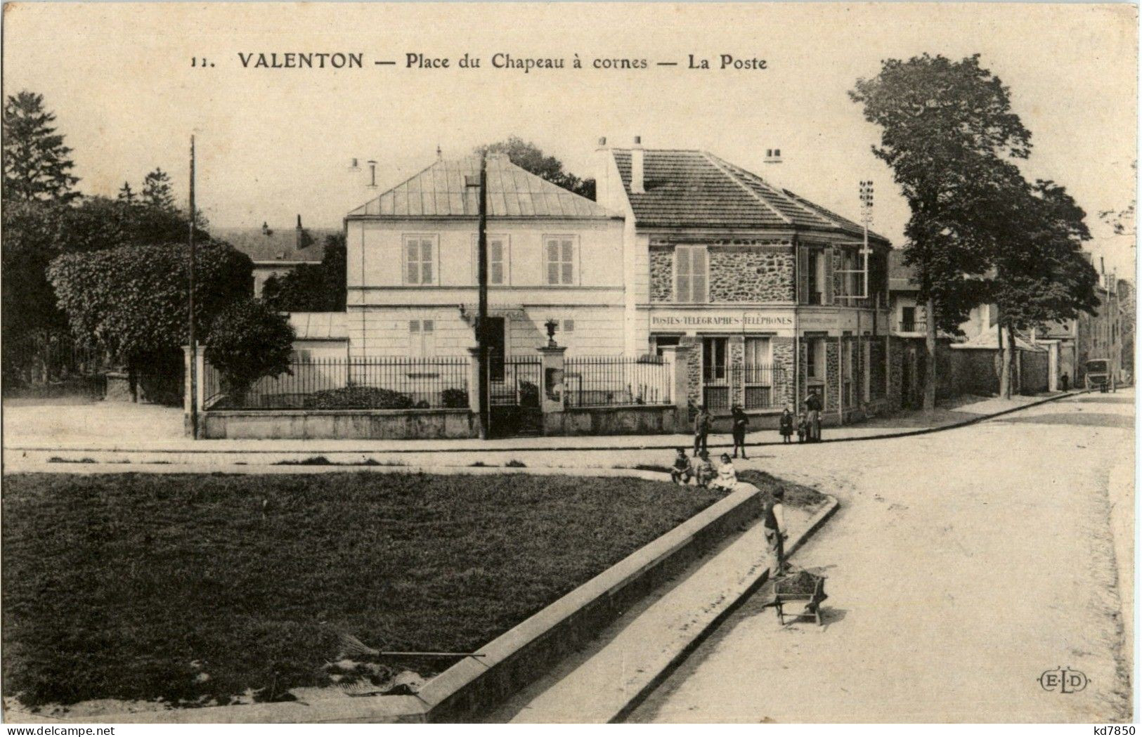 Valenton - Place Du Chapeau - Valenton