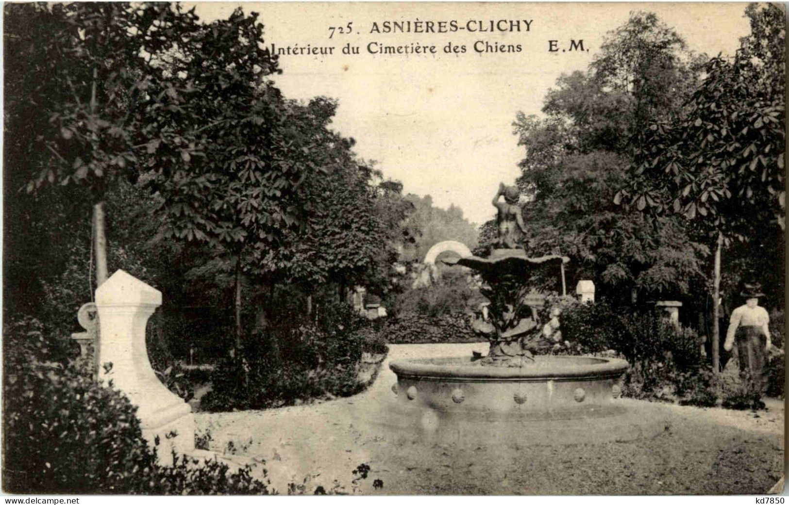 Asnieres Clichy - Interieur Du Cimetiere Des Chiens - Asnieres Sur Seine