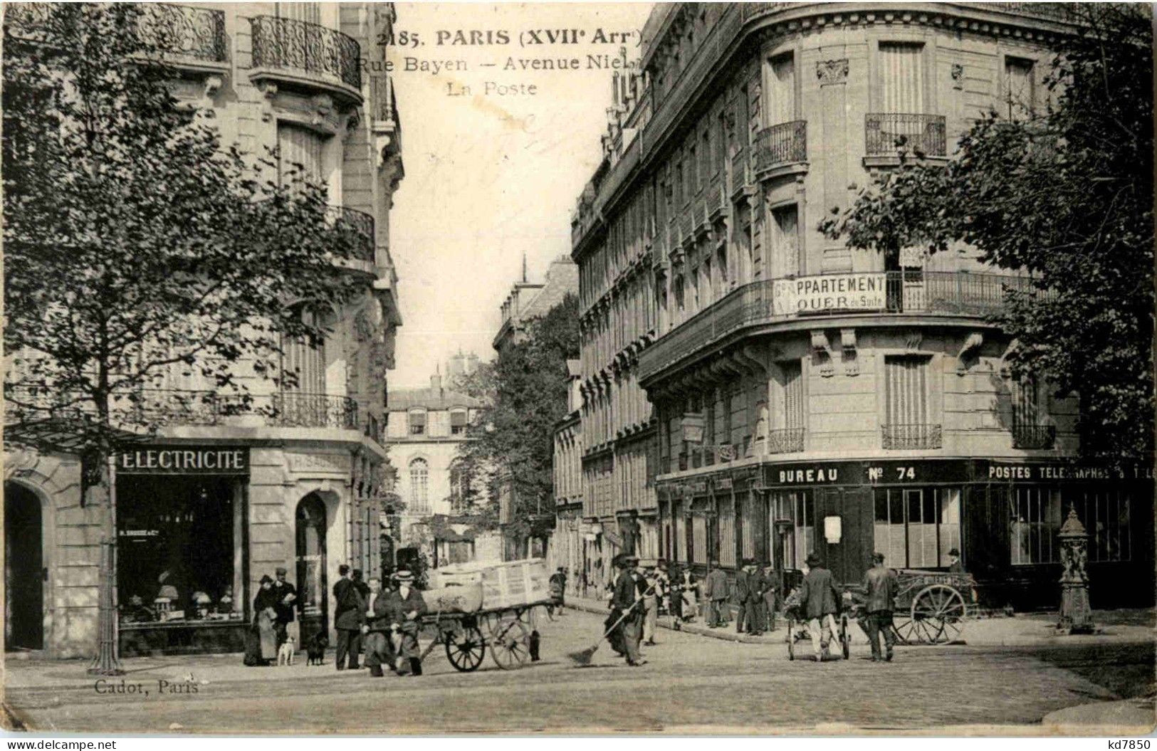 Paris - Avenue Des Ternes - District 17