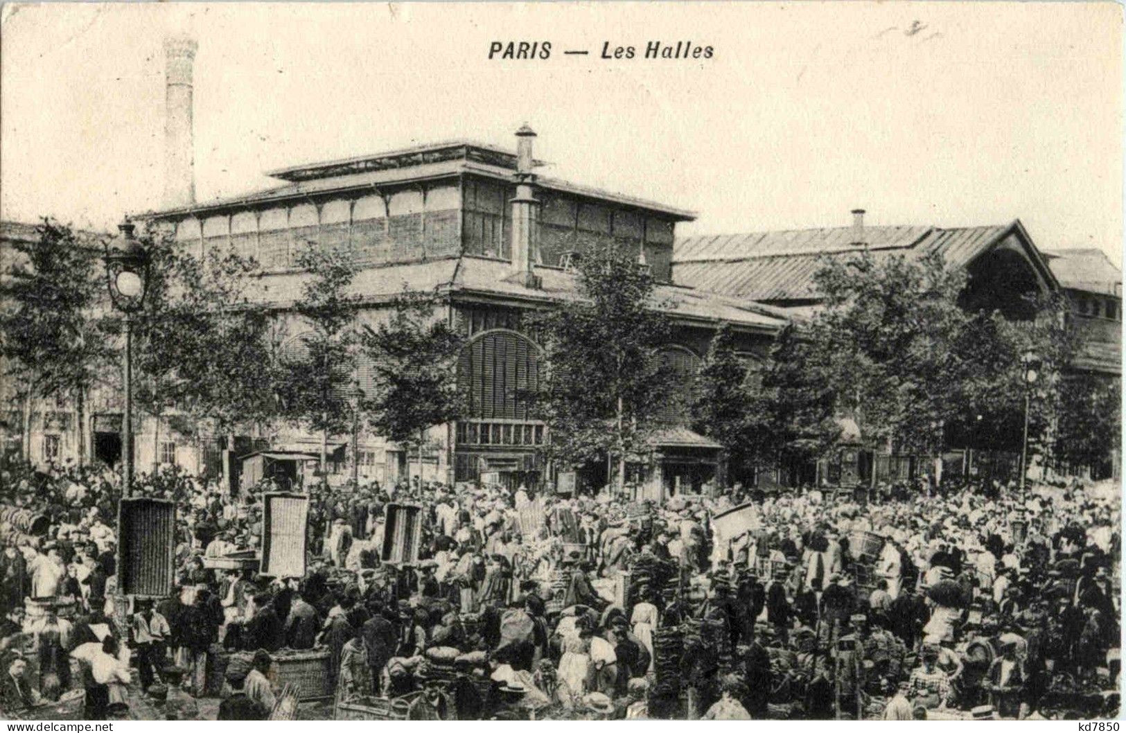 Paris - Les Halles - Petits Métiers à Paris