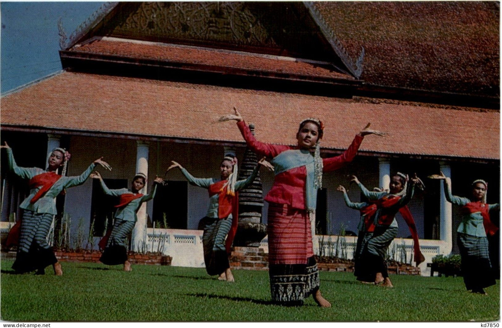 Nail Dance Of Northern Thailand - Thaïland