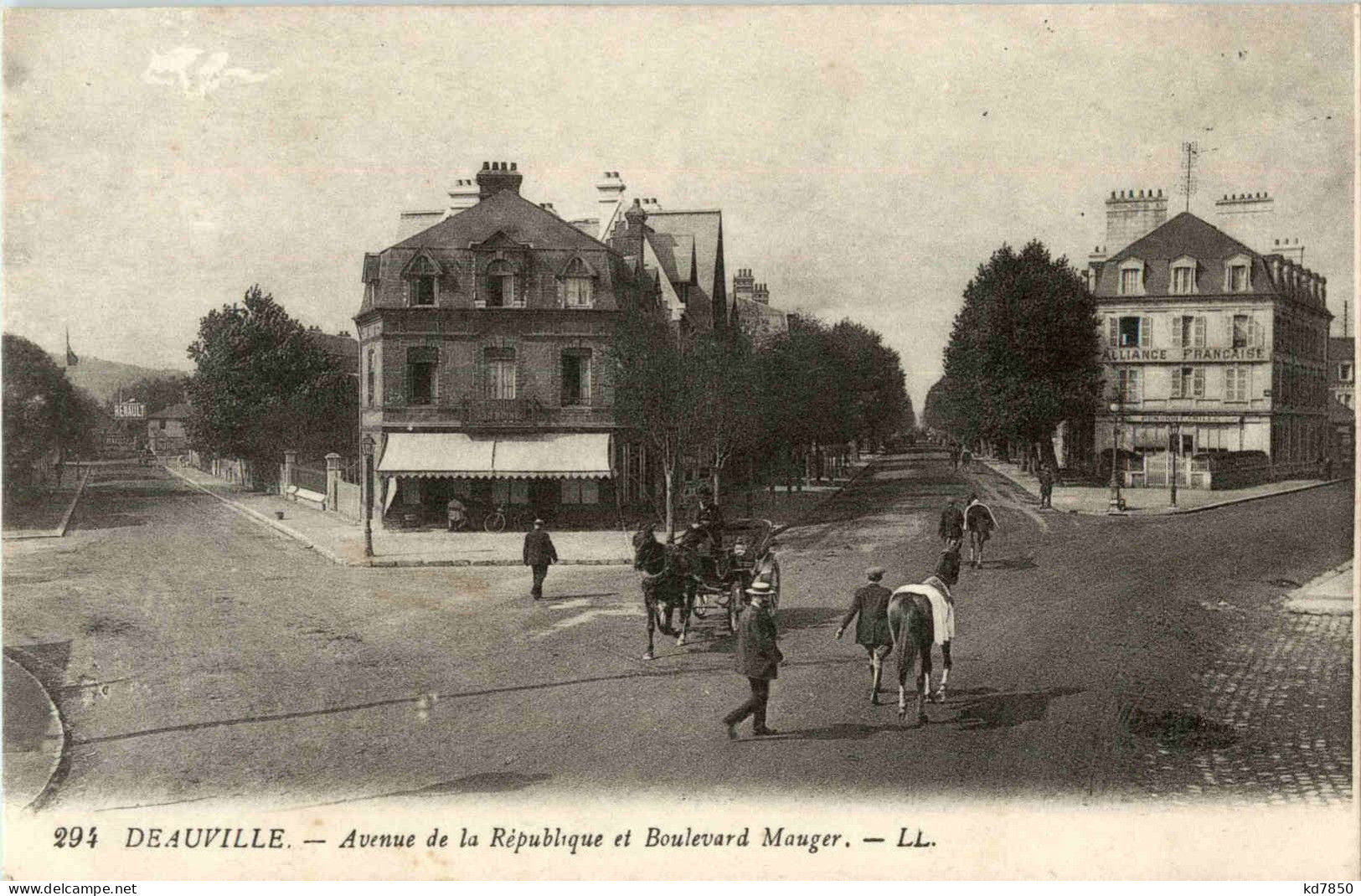 Deauville - Avenue De La Republique - Deauville