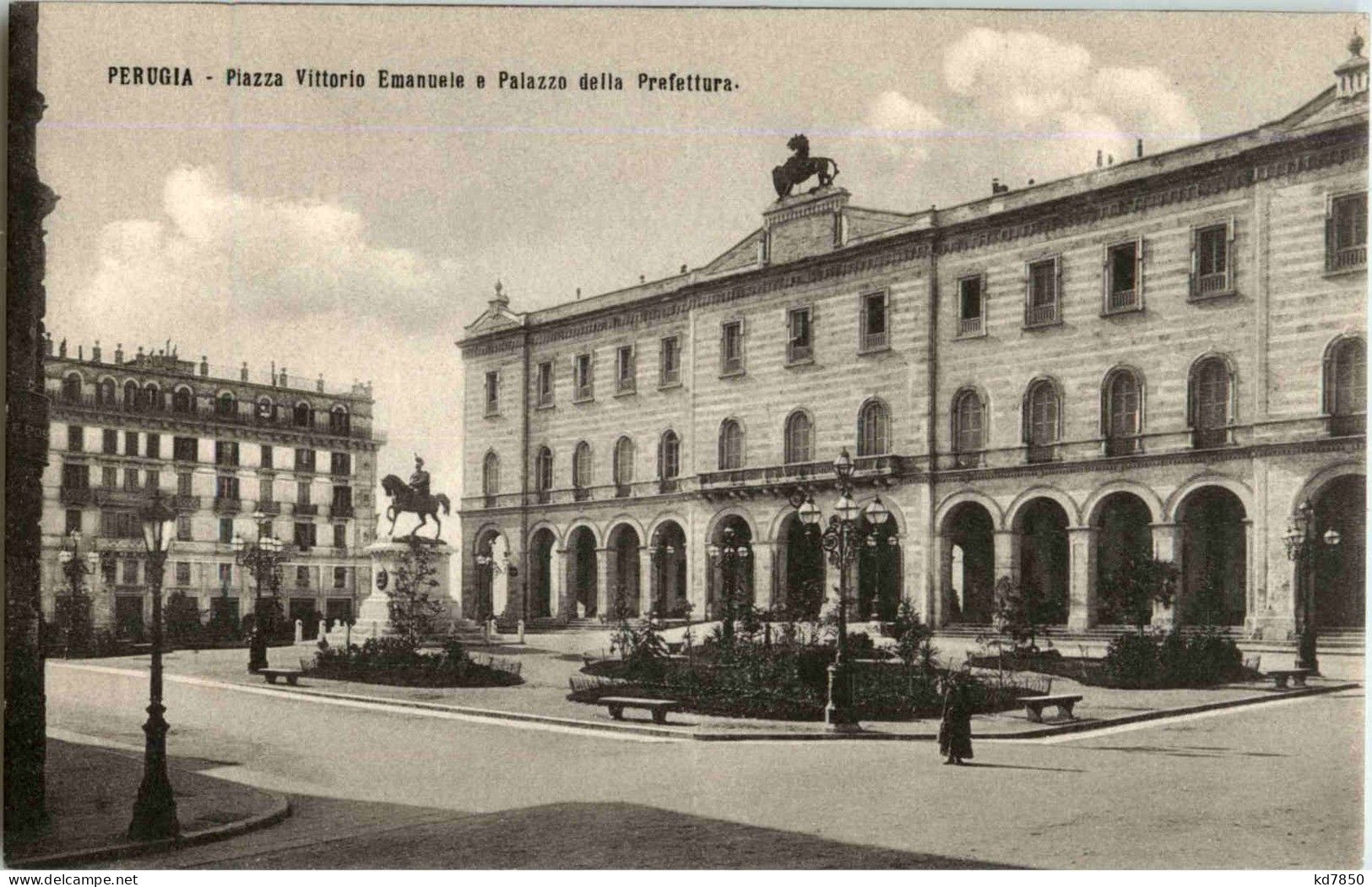 Perugia - Piazza Vittorio Emanuele - Perugia