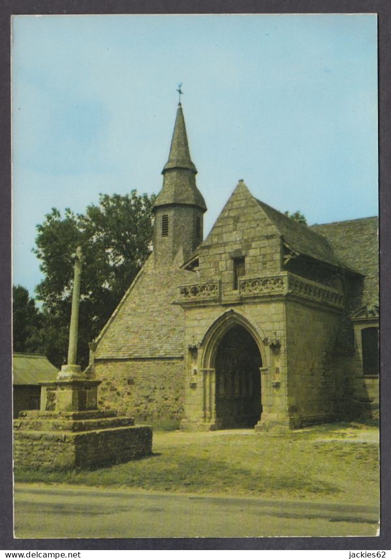 124290/ PLOUHA, La Chapelle De Kermaria Et Le Calvaire - Plouha