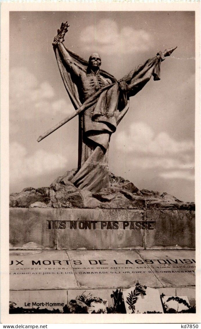 Verdun - Monument Aux Morts De La 69 Div - Verdun