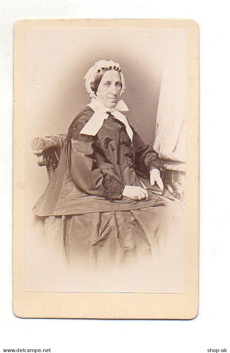 Y5395/ CDV Foto Frau Wolff  Atelier Albert Grundner, Berlin Ca.1880 - Otros & Sin Clasificación